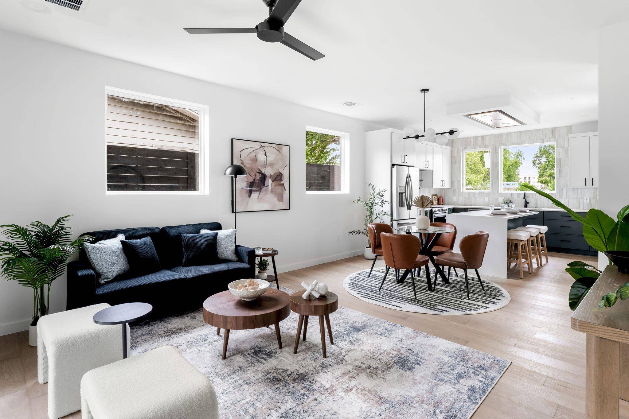 3204 Lyons RD #1, Austin, TX 78702
