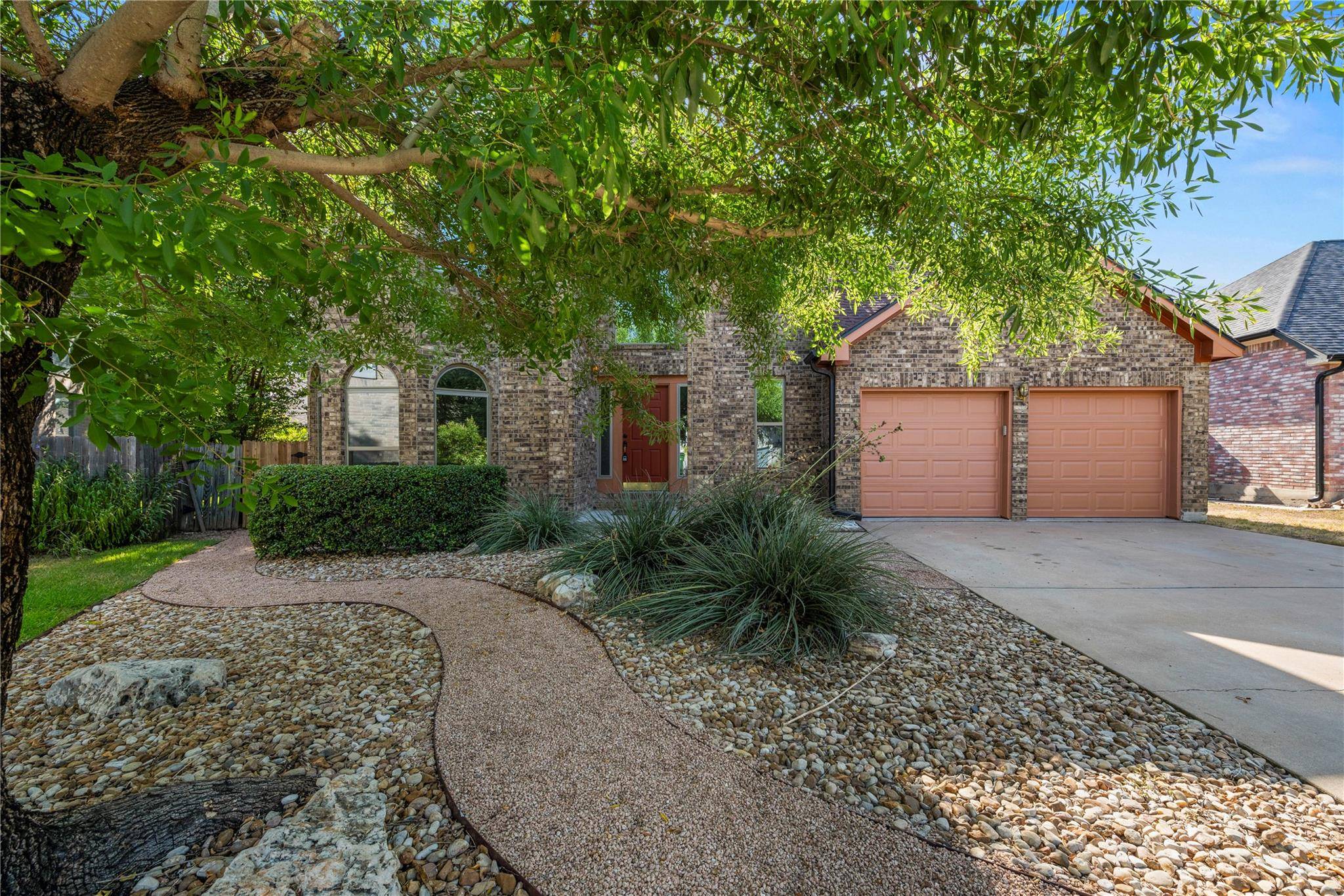 1203 Bobwhite CT, Round Rock, TX 78681