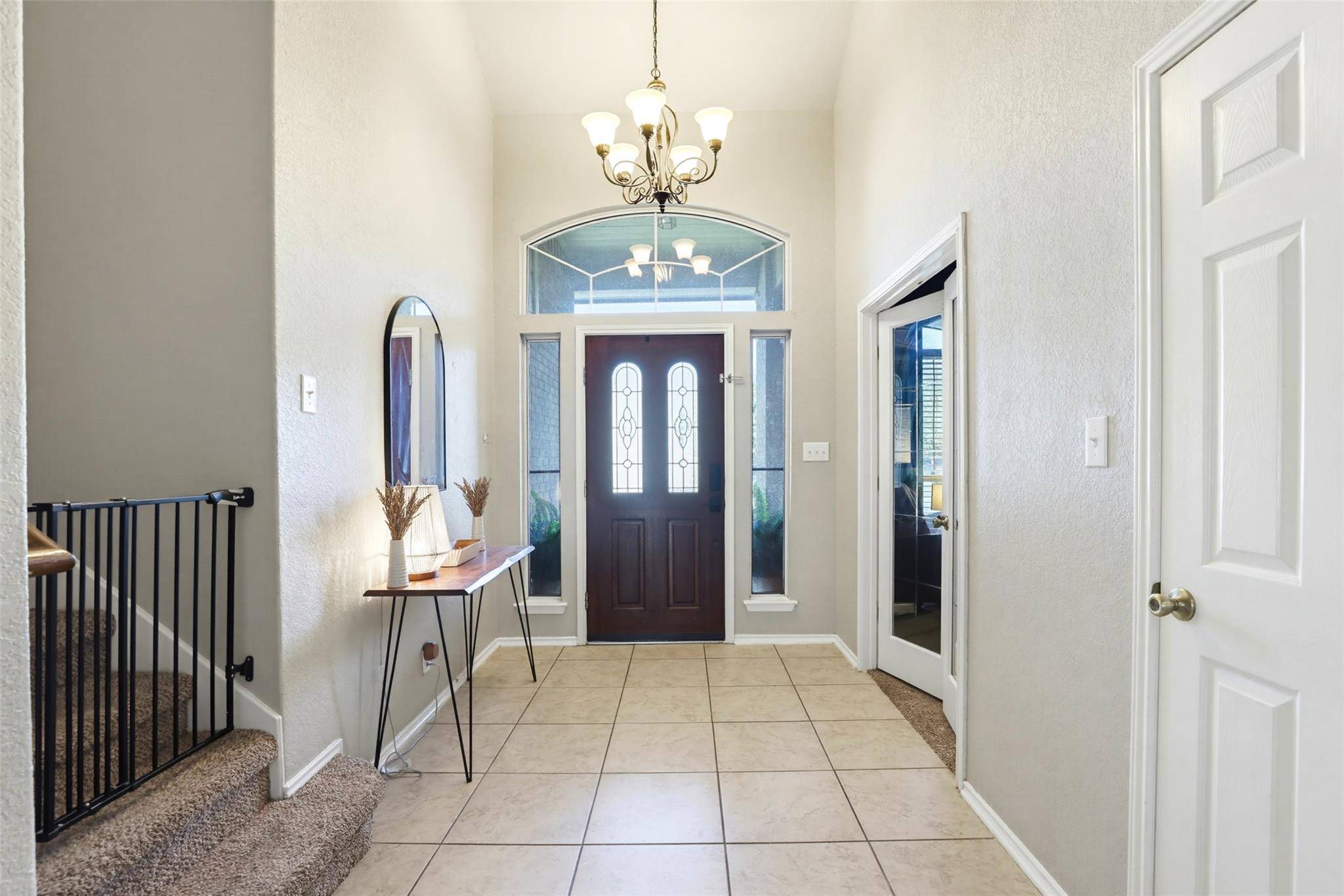 518 BANDERA CIR CIR, New Braunfels, TX 78130