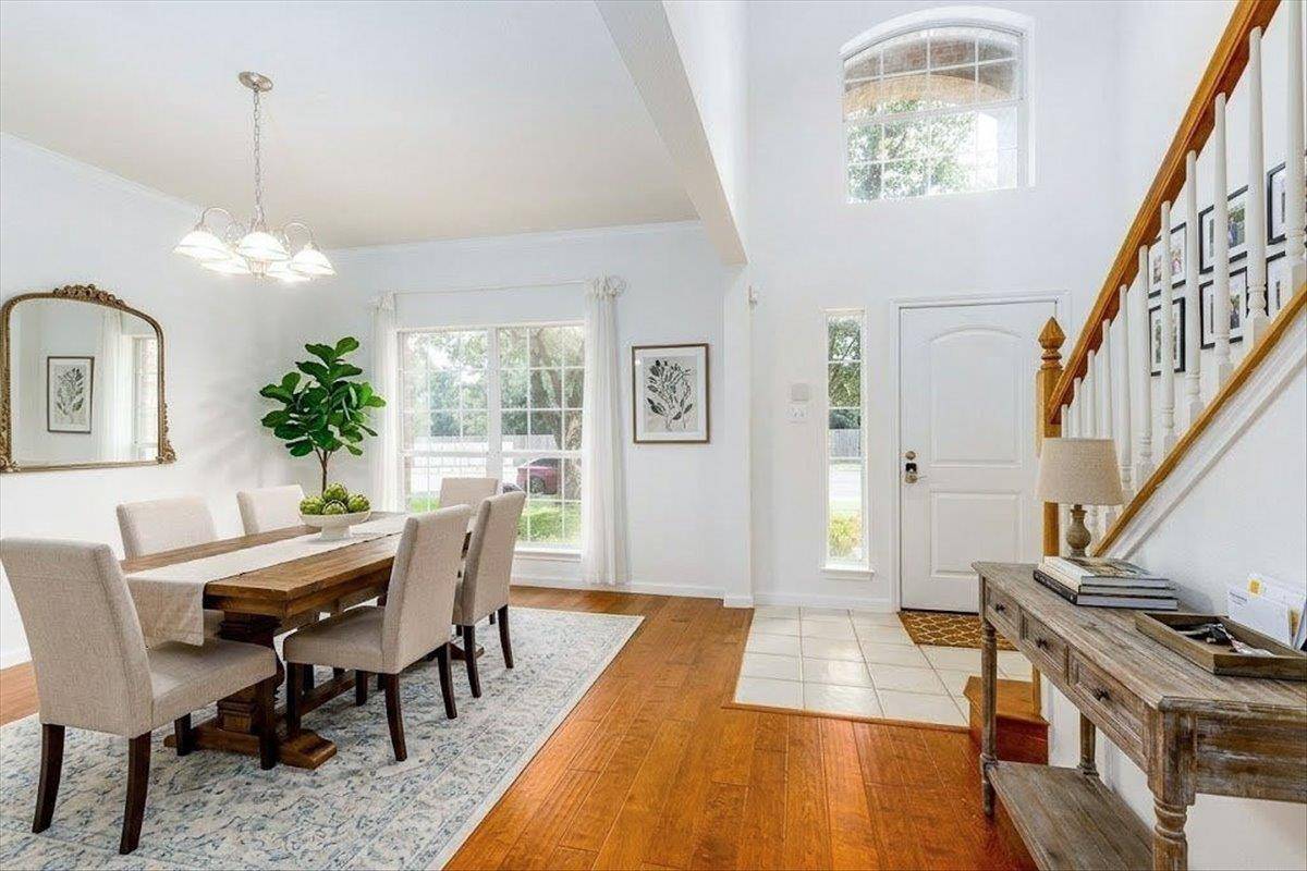 7136 Ridge Oak RD, Austin, TX 78749