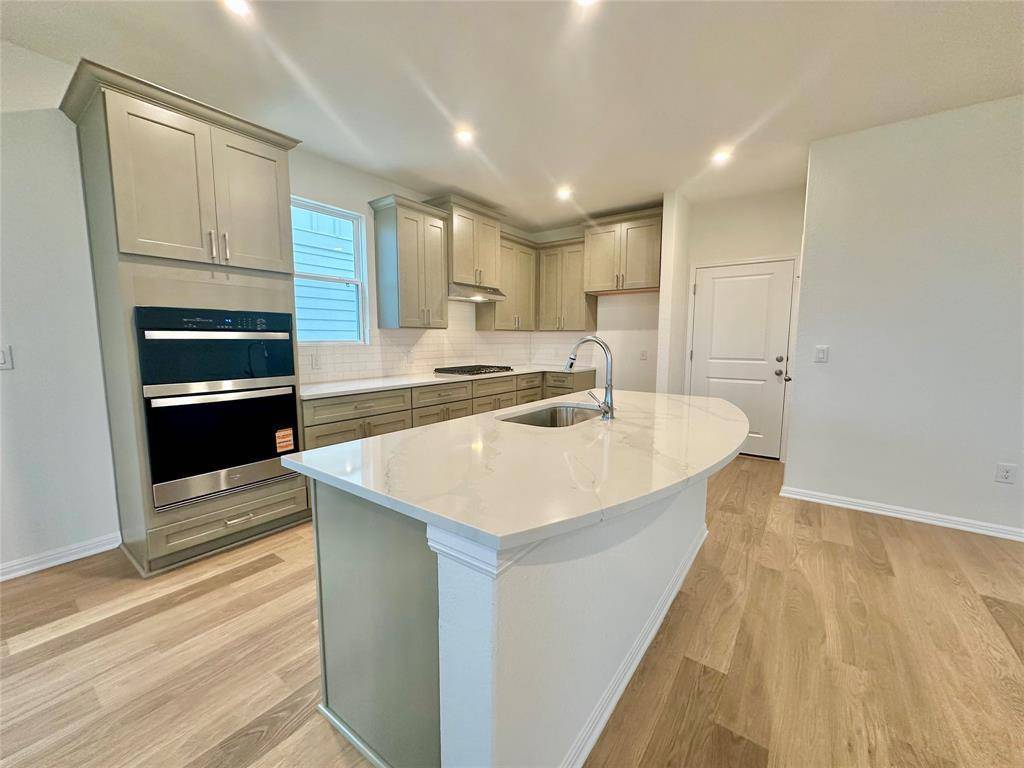 380 Young ST, Buda, TX 78610