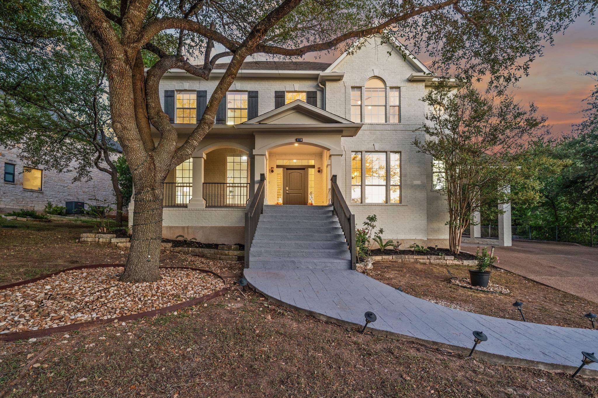 10011 Brightling LN, Austin, TX 78750