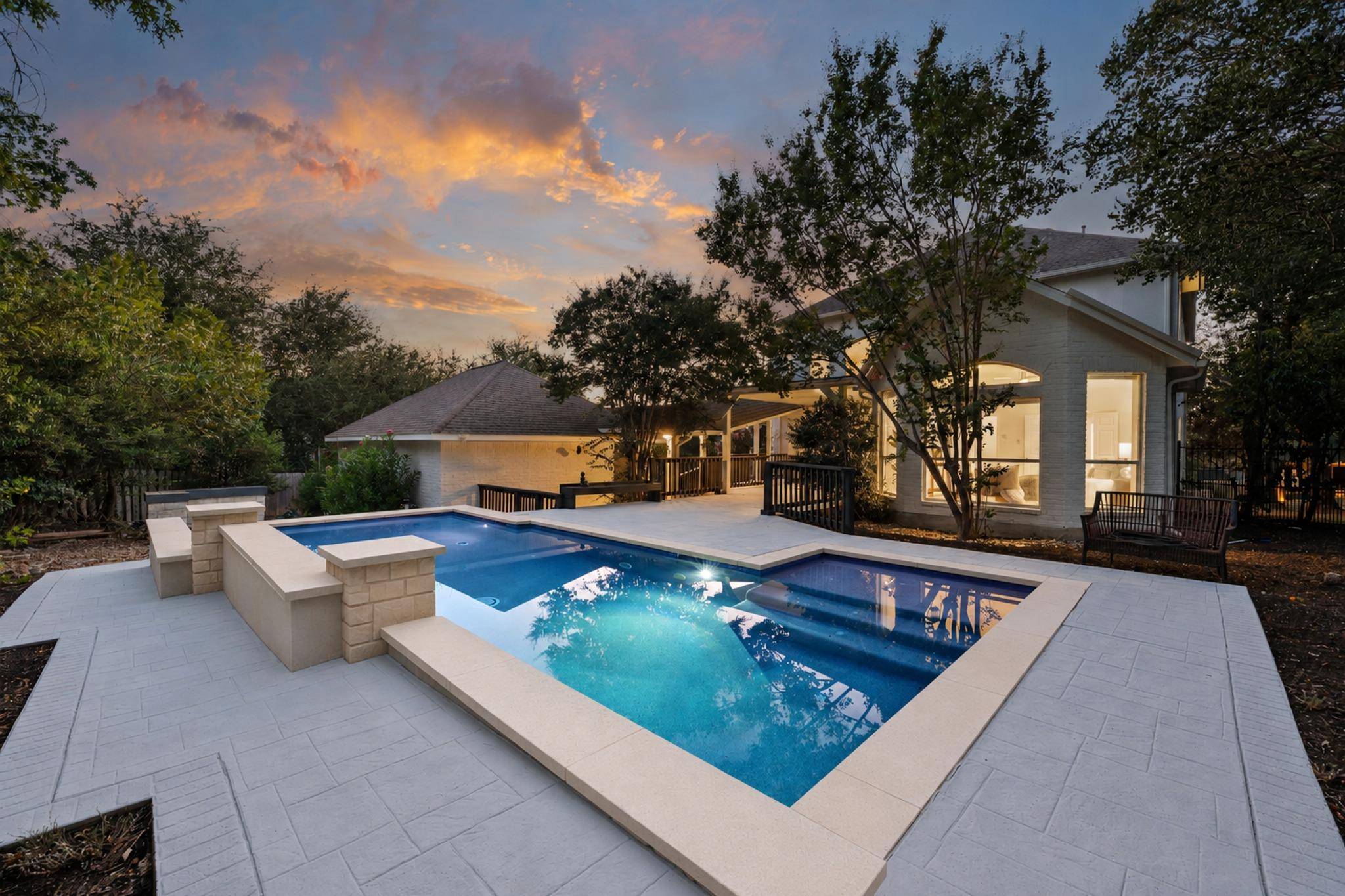 10011 Brightling LN, Austin, TX 78750
