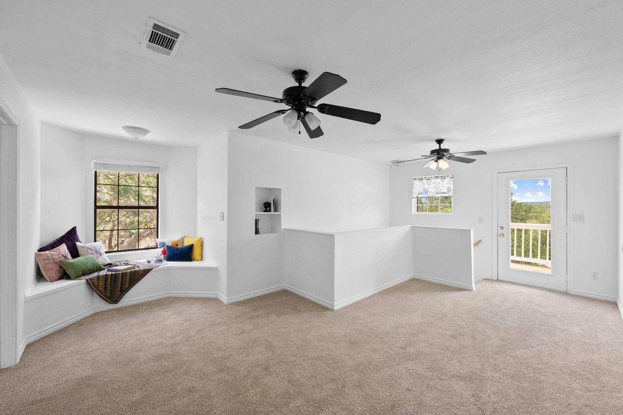 6 Basswood CIR, Wimberley, TX 78676
