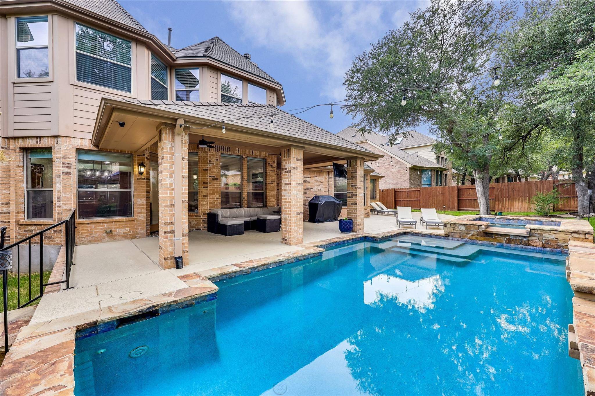 408 Ridgetop BND, Cedar Park, TX 78613