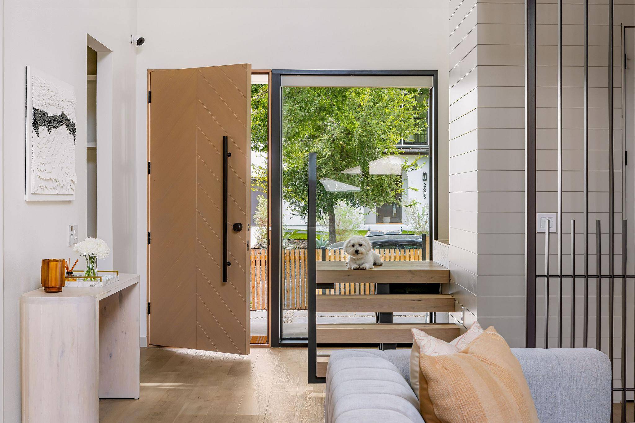 2604 Little John LN, Austin, TX 78704