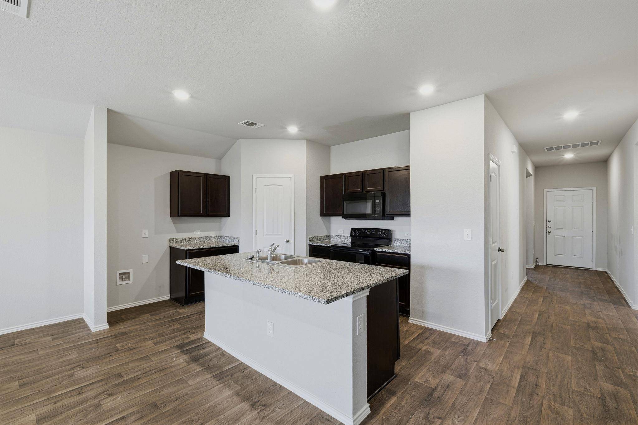 15204 Siberian Elm LN, Austin, TX 78724