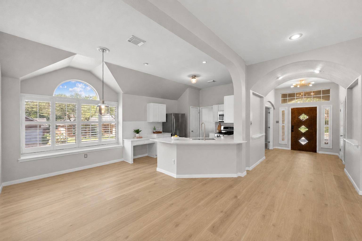 9321 Colberg DR, Austin, TX 78749