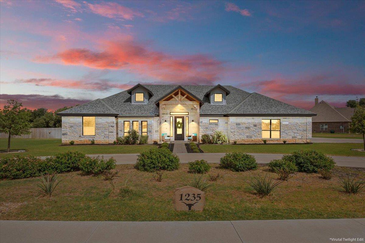 1235 Ambrose DR, Salado, TX 76571