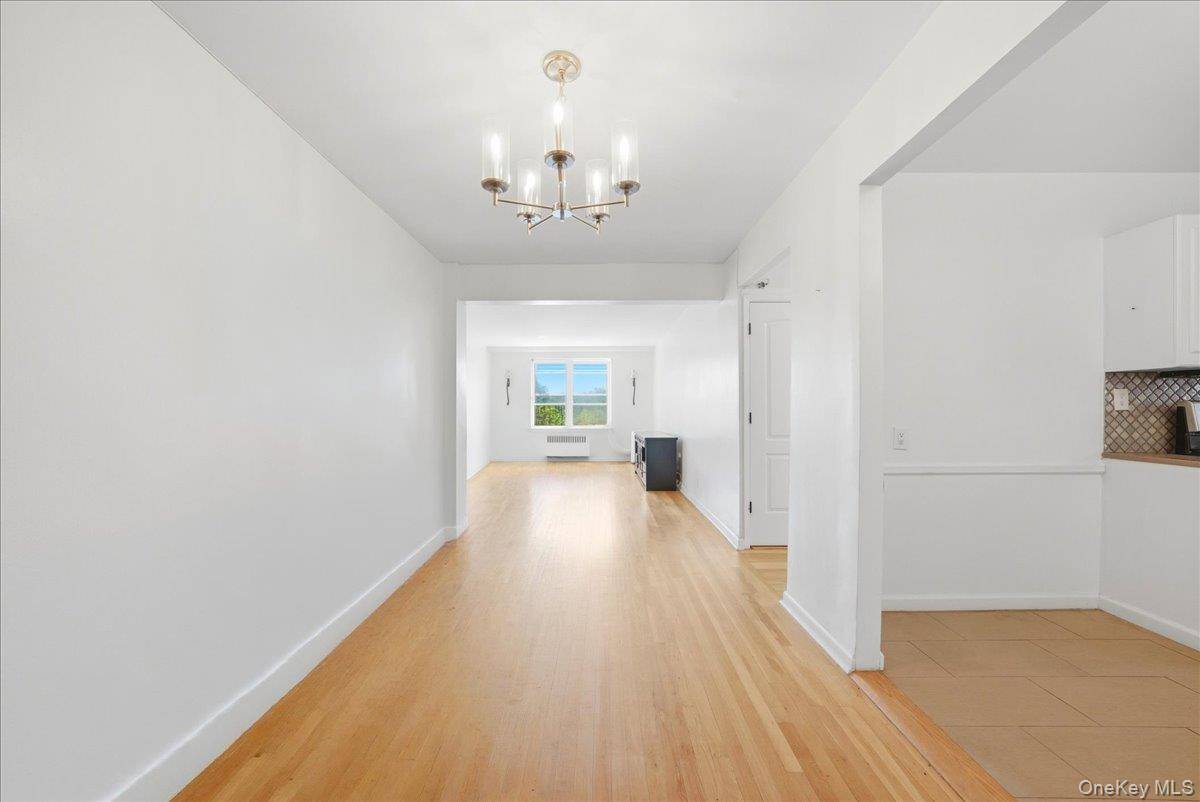 2080 Barnes Avenue Barnes AVE #3B, Bronx, NY 10462