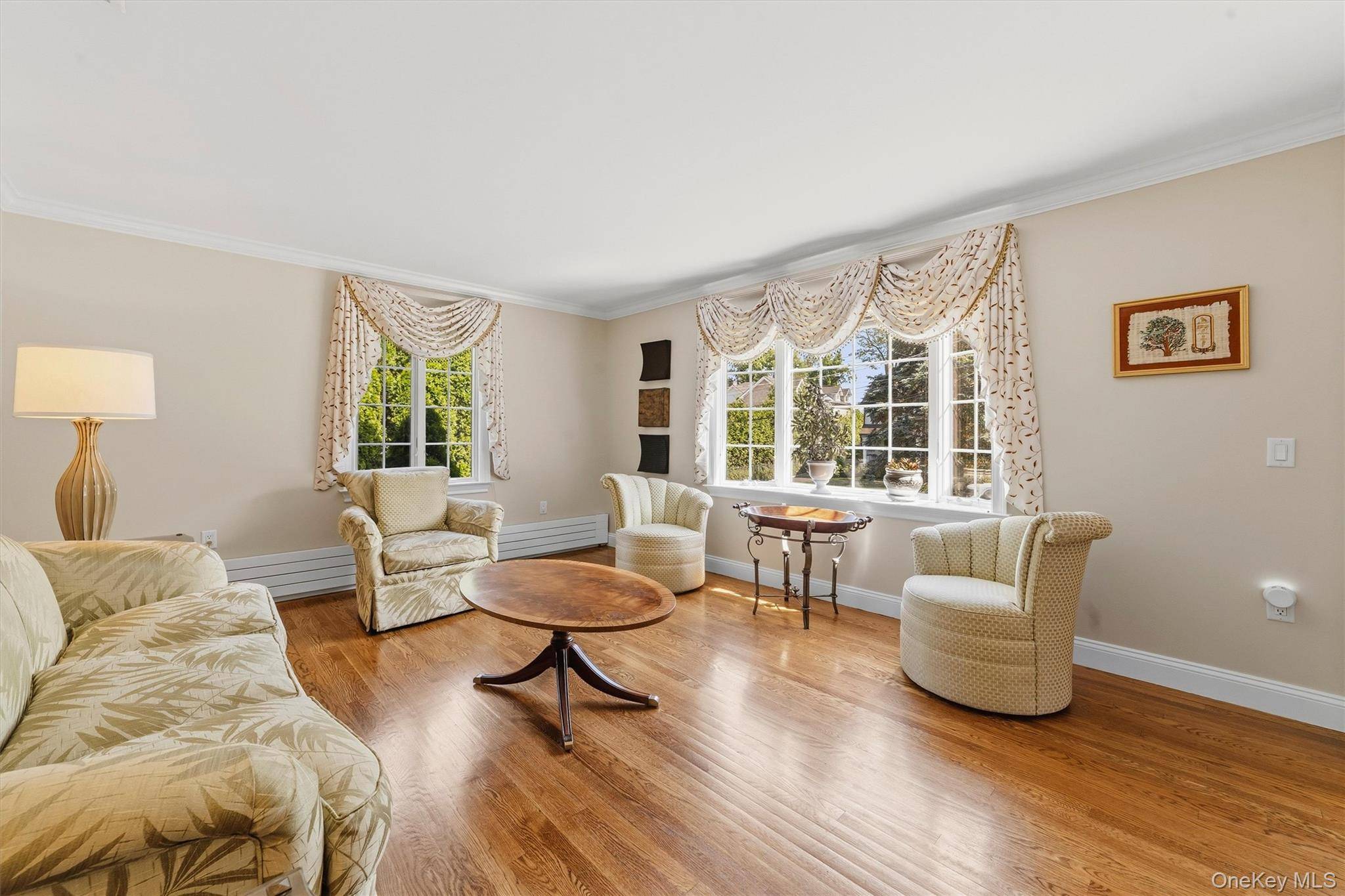 185 Old Wilmot RD, Scarsdale, NY 10583