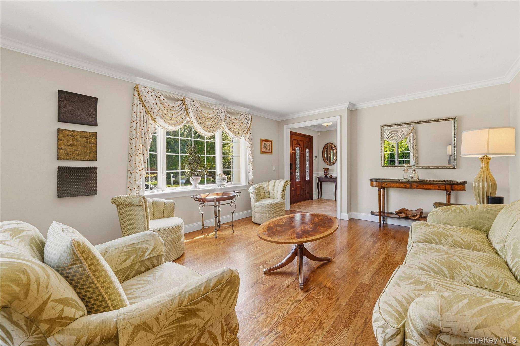 185 Old Wilmot RD, Scarsdale, NY 10583