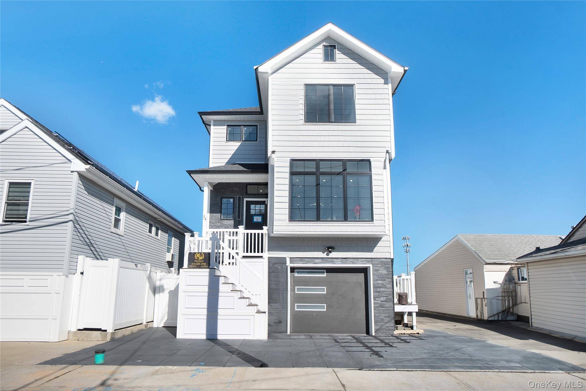 14 James ST, East Rockaway, NY 11518