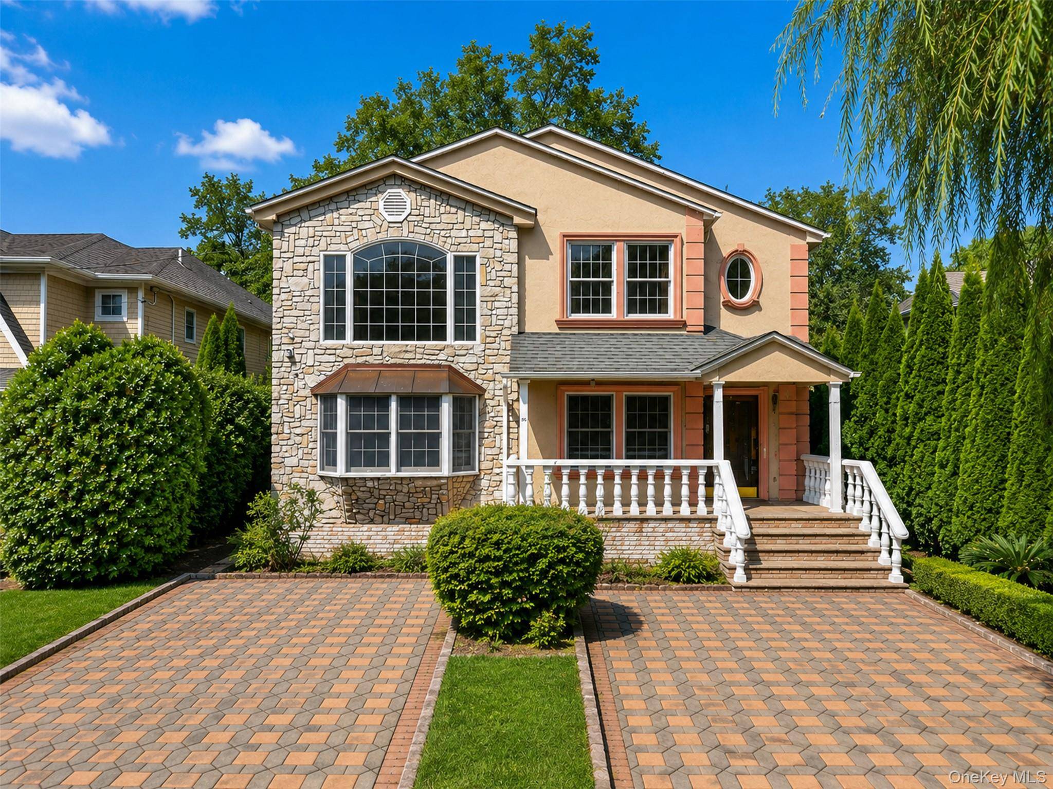 45 Yennicock AVE, Port Washington, NY 11050