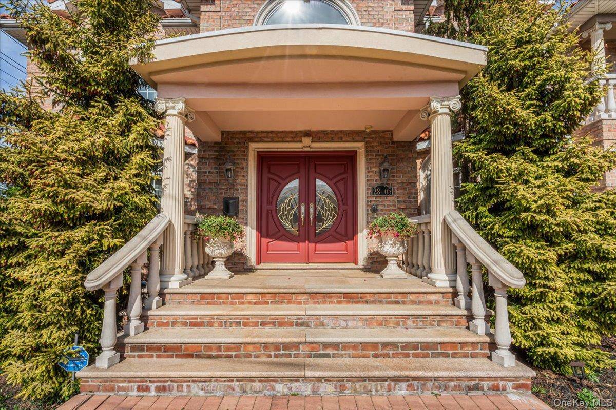 28-05 216th ST, Bayside, NY 11360