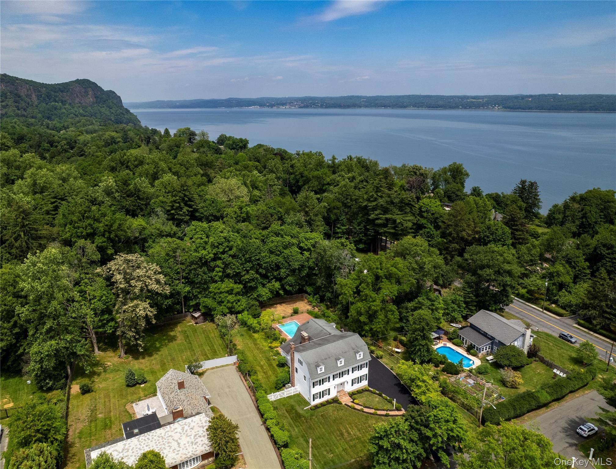 102 Birchwood AVE, Nyack, NY 10960