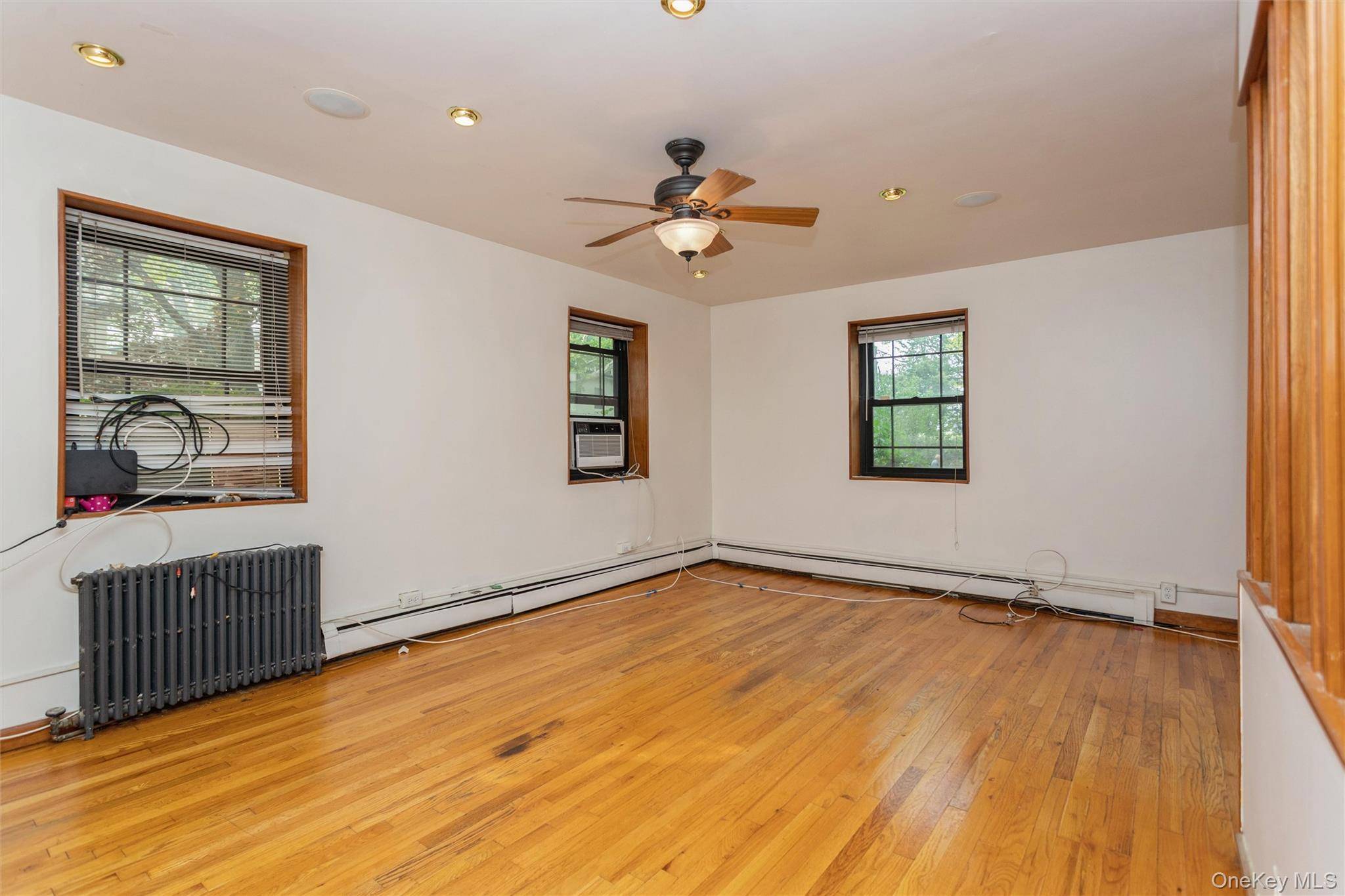 15 Field End LN #A-1 & A-21, Eastchester, NY 10709