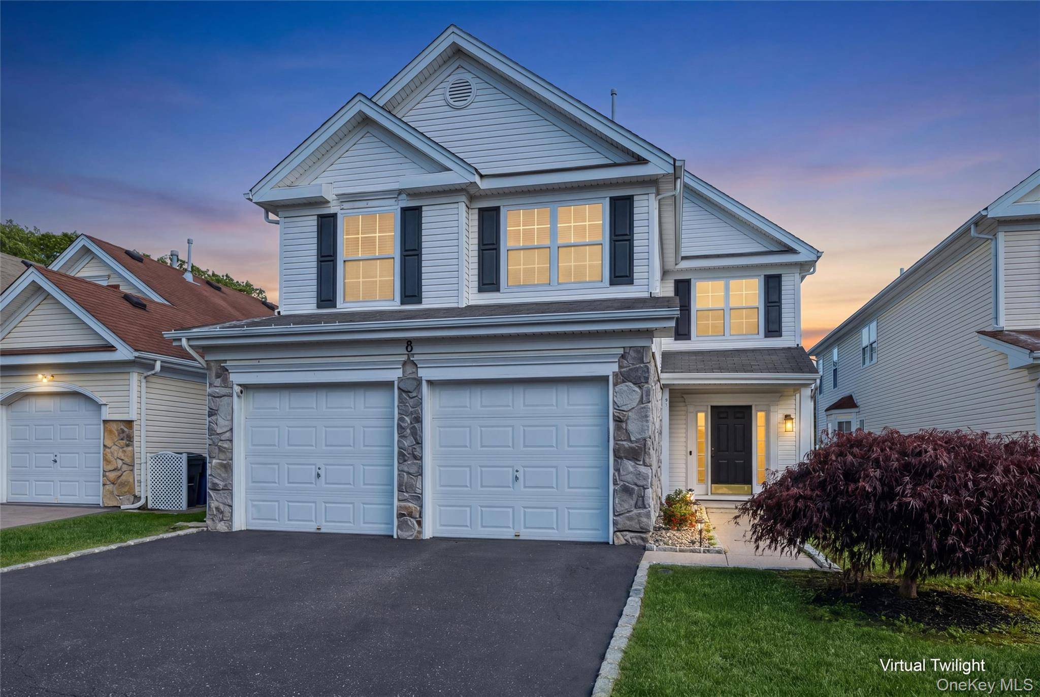 8 Jennifer LN, Middle Island, NY 11953
