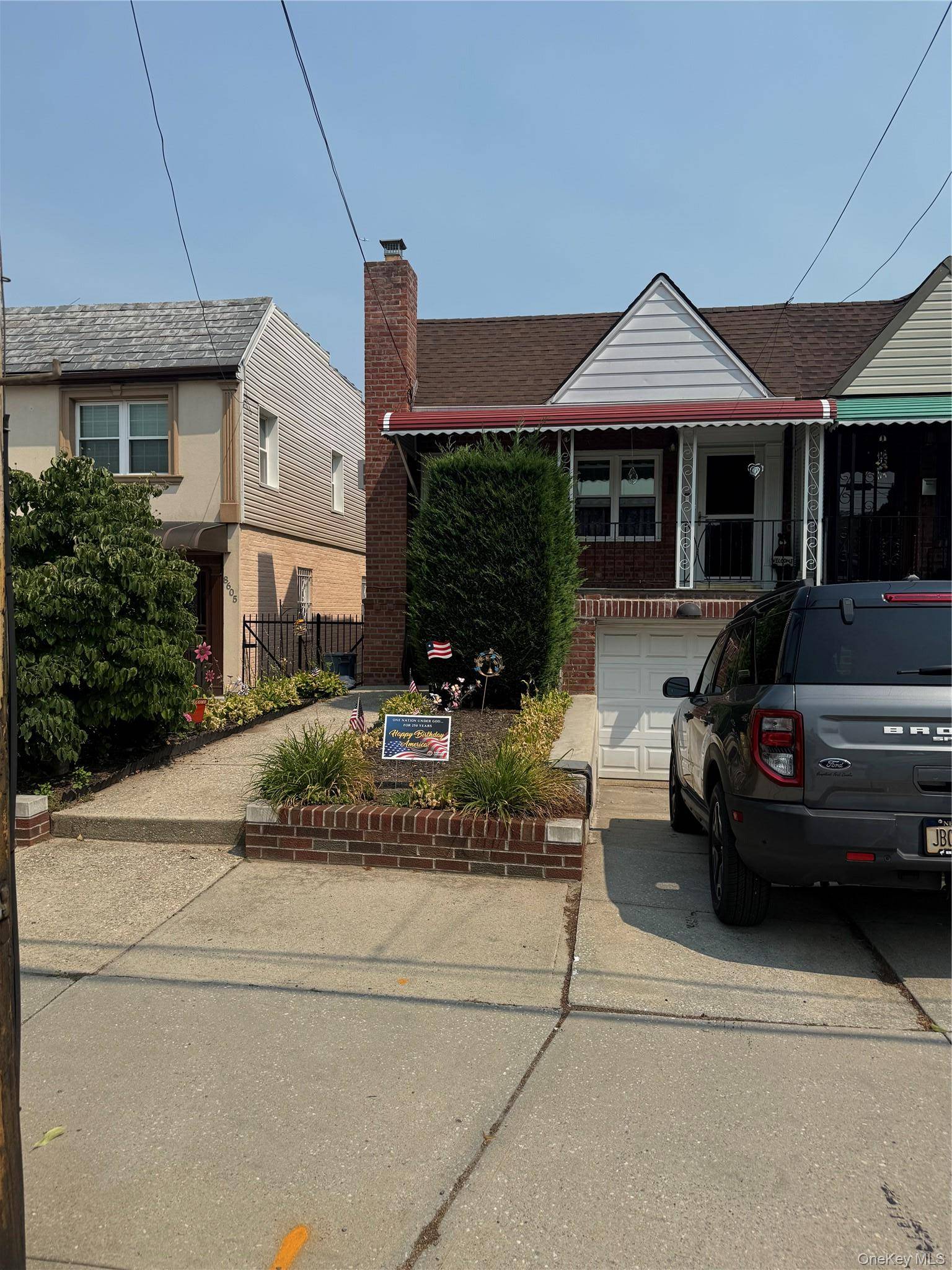 8607 77th AVE, Ridgewood, NY 11385