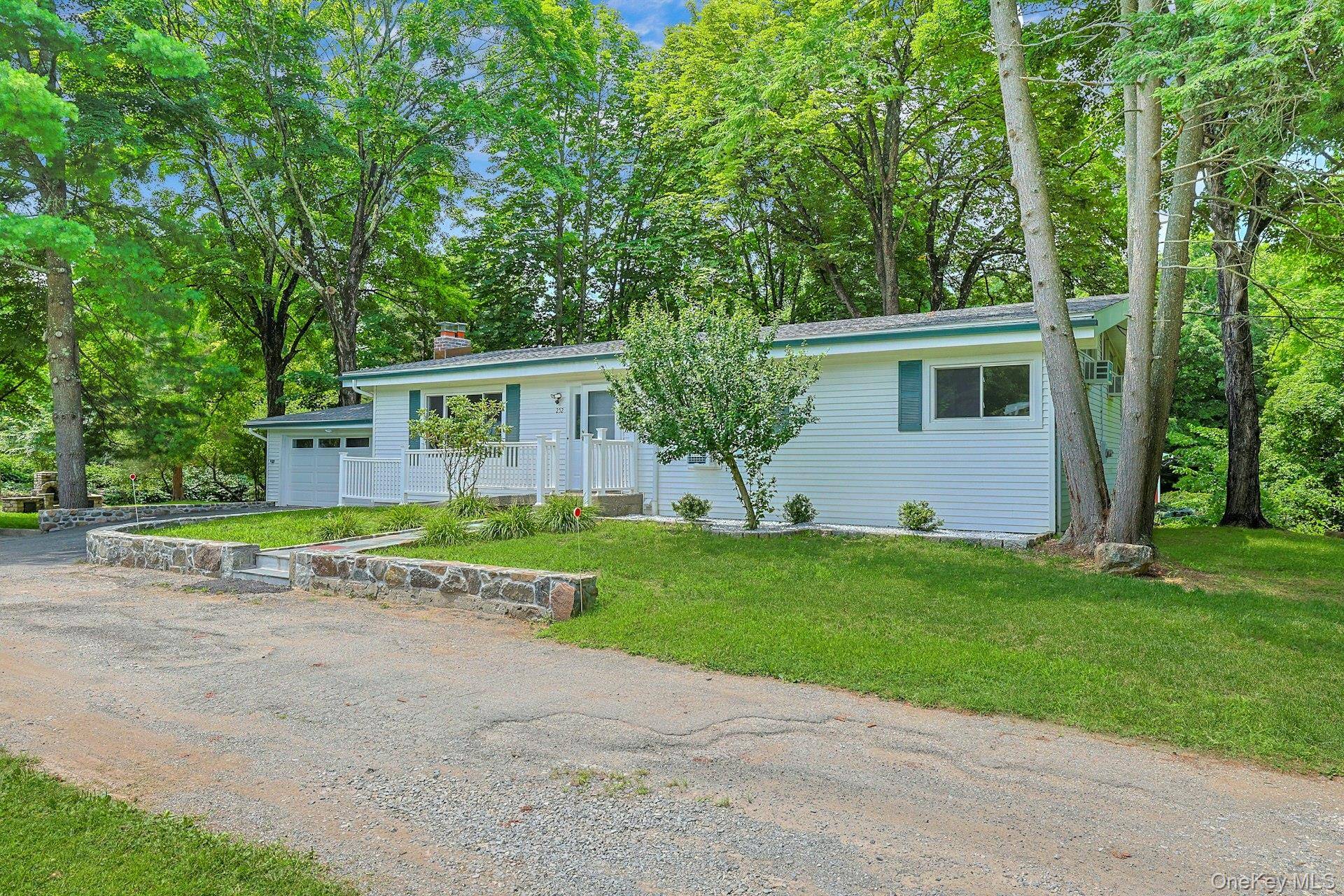 252 Watch Hill RD, Cortlandt Manor, NY 10567