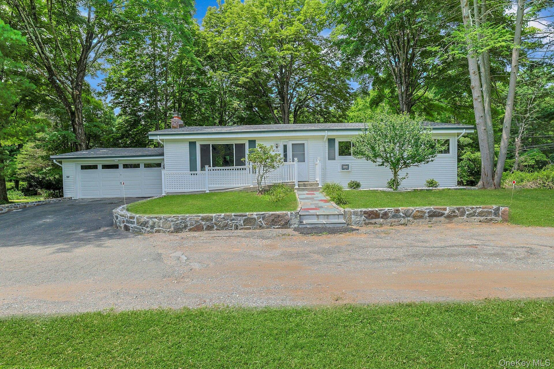 252 Watch Hill RD, Cortlandt Manor, NY 10567