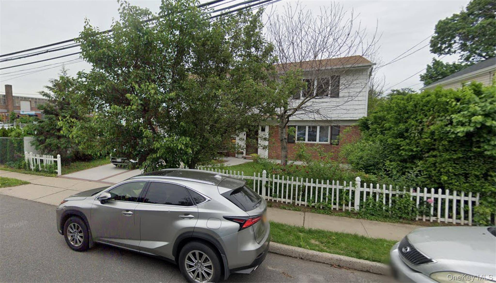 214 Park AVE, New Hyde Park, NY 11040