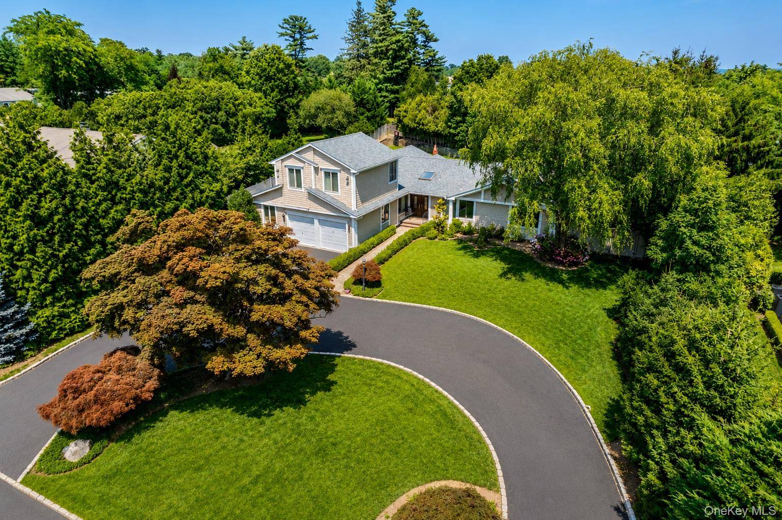 70 Karol PL, Muttontown, NY 11753