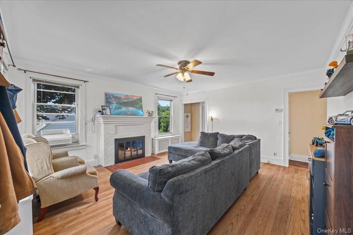 179 Serrano AVE, Hawthorne, NY 10532