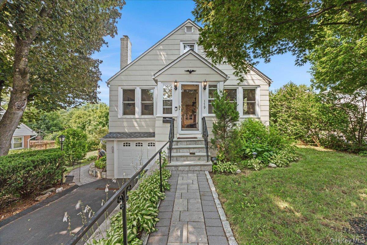 179 Serrano AVE, Hawthorne, NY 10532
