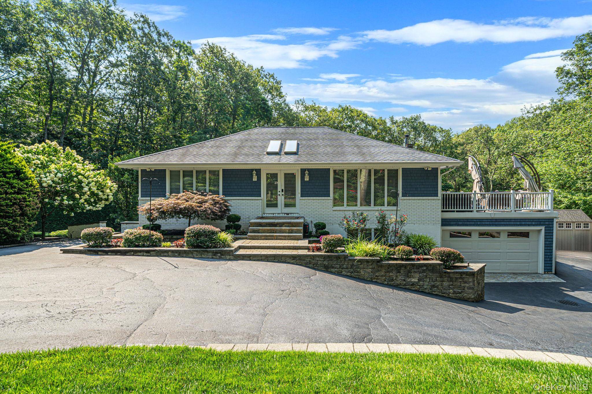 56 Old Homestead RD, Port Jefferson, NY 11777