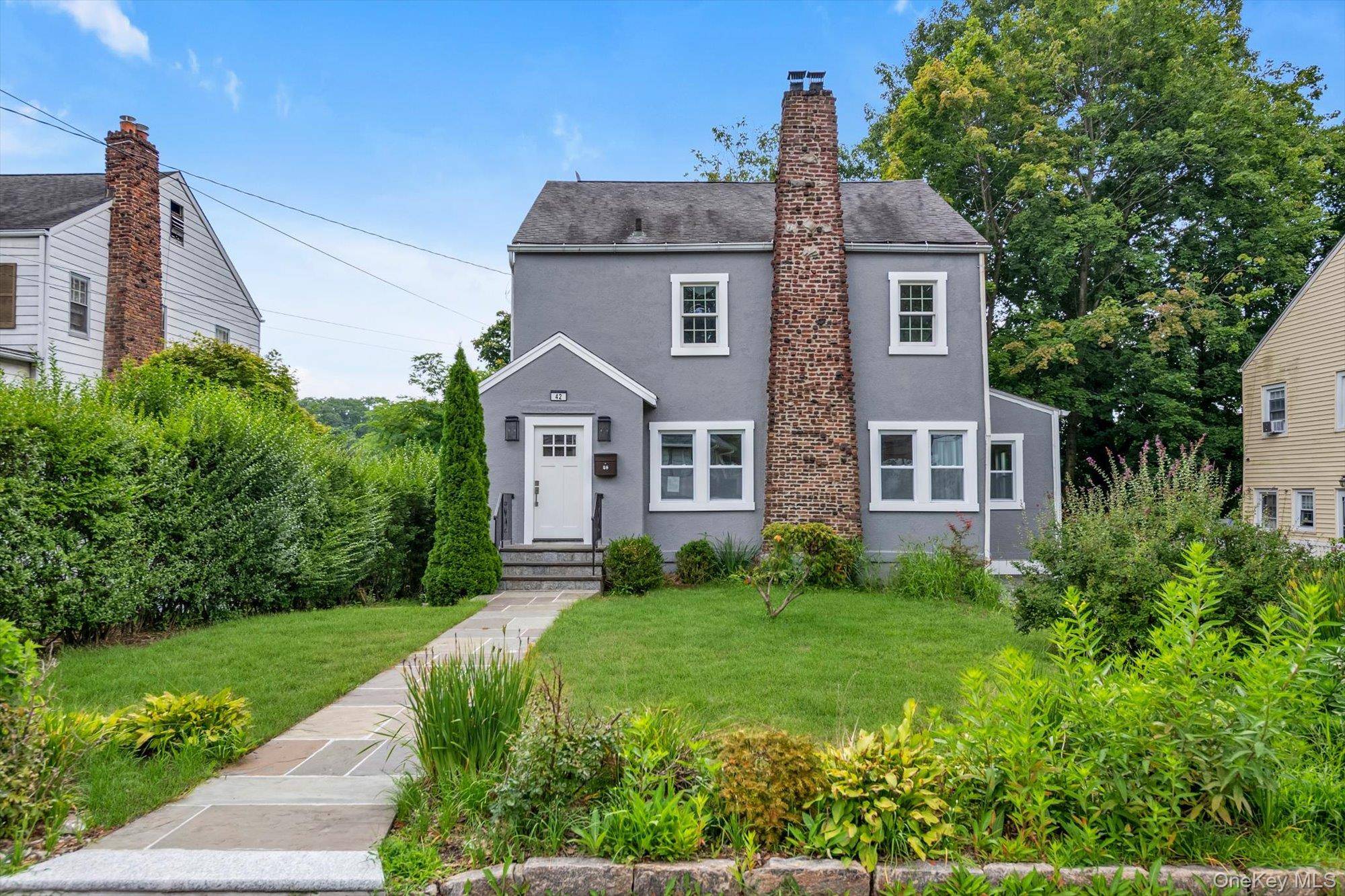 42 Stratford RD, Scarsdale, NY 10583