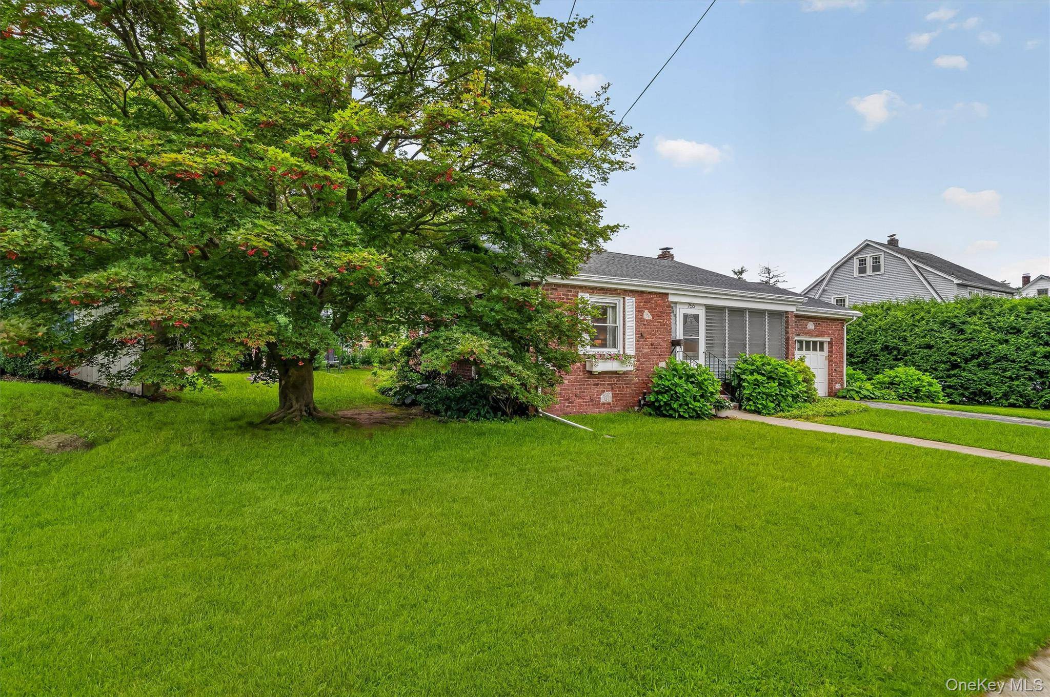 755 Hoover AVE, Peekskill, NY 10566