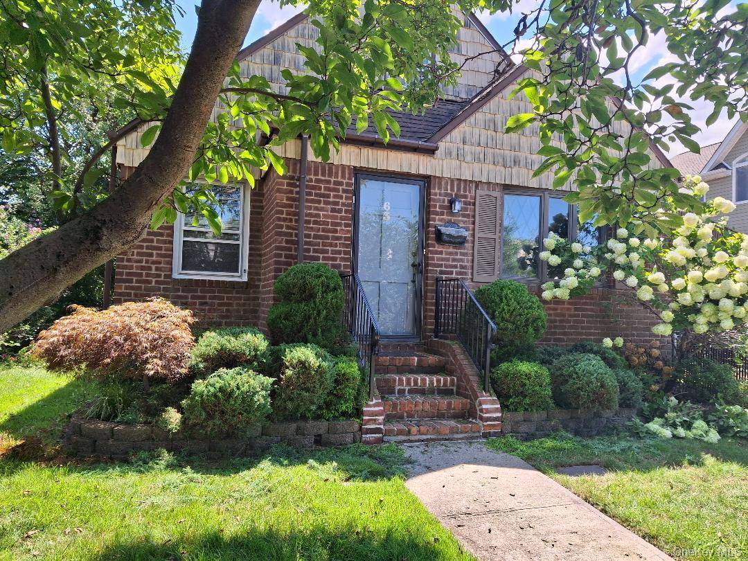 63 Ruby ST, Elmont, NY 11003