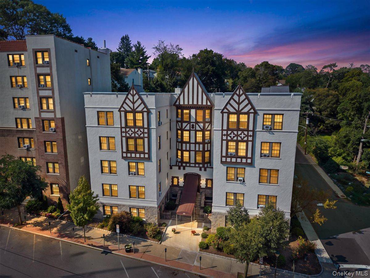 26 Pondfield RD #3C, Bronxville, NY 10708