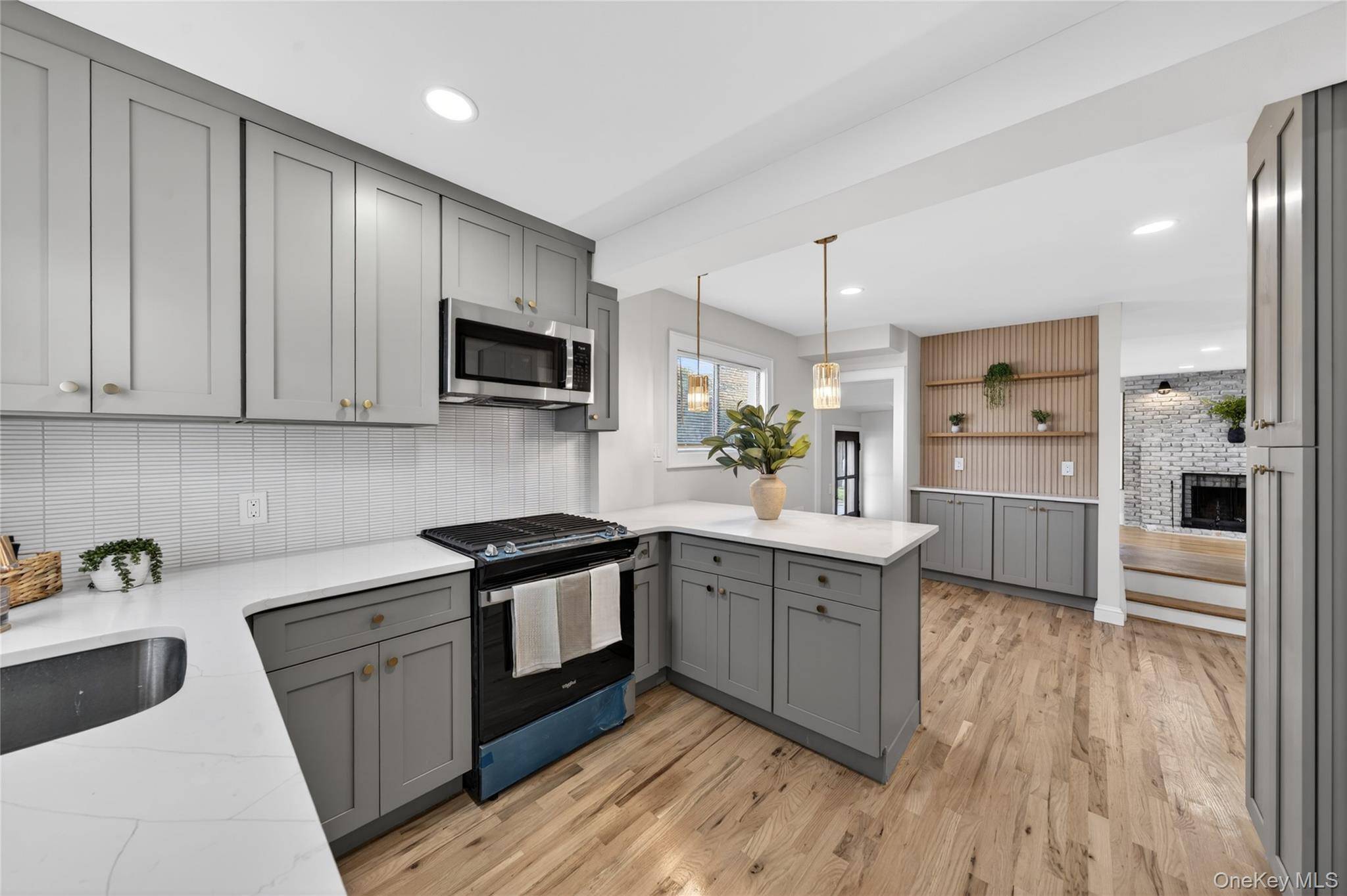 101 Argyle RD, West Hempstead, NY 11552