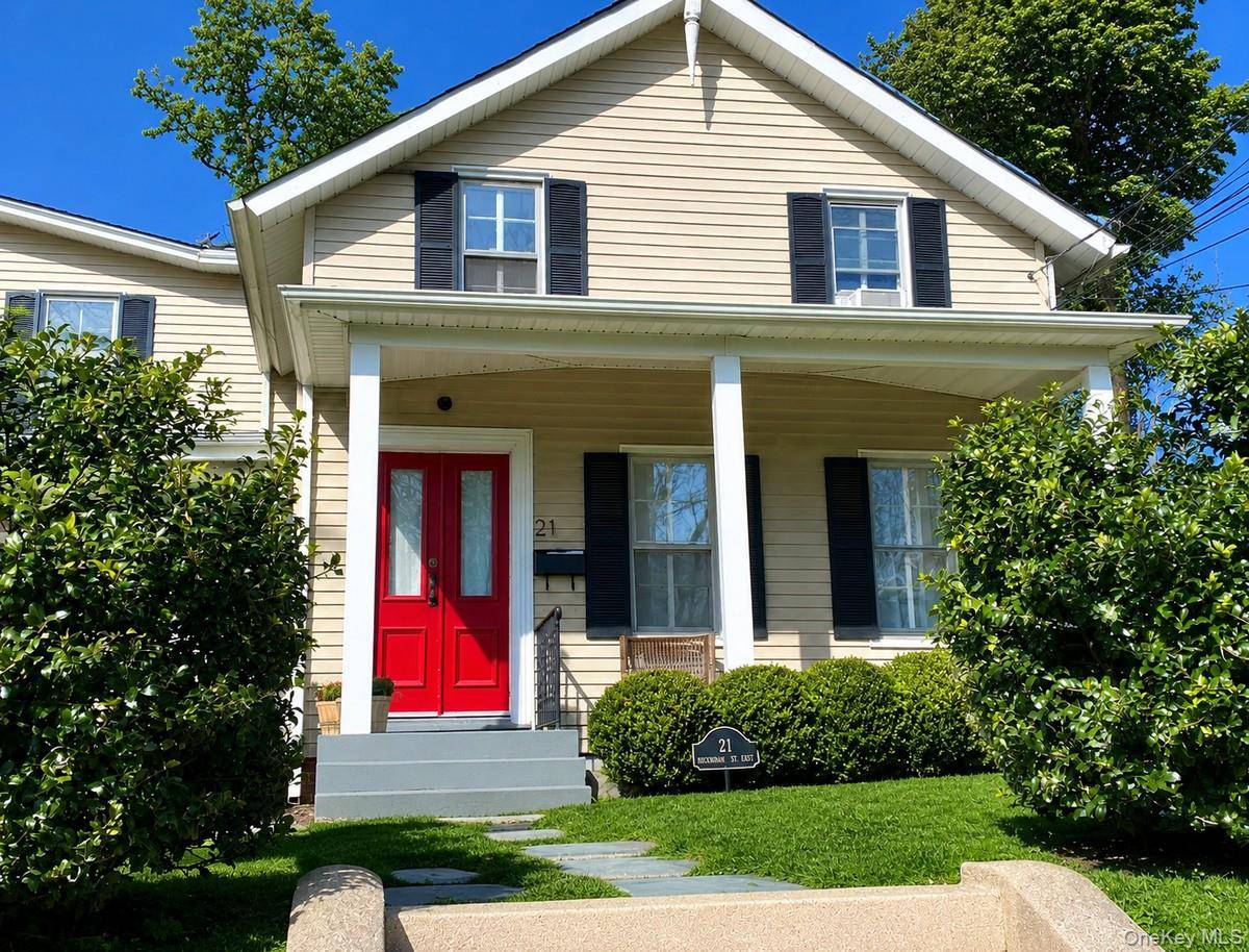 21 Mechanic ST, Huntington, NY 11743