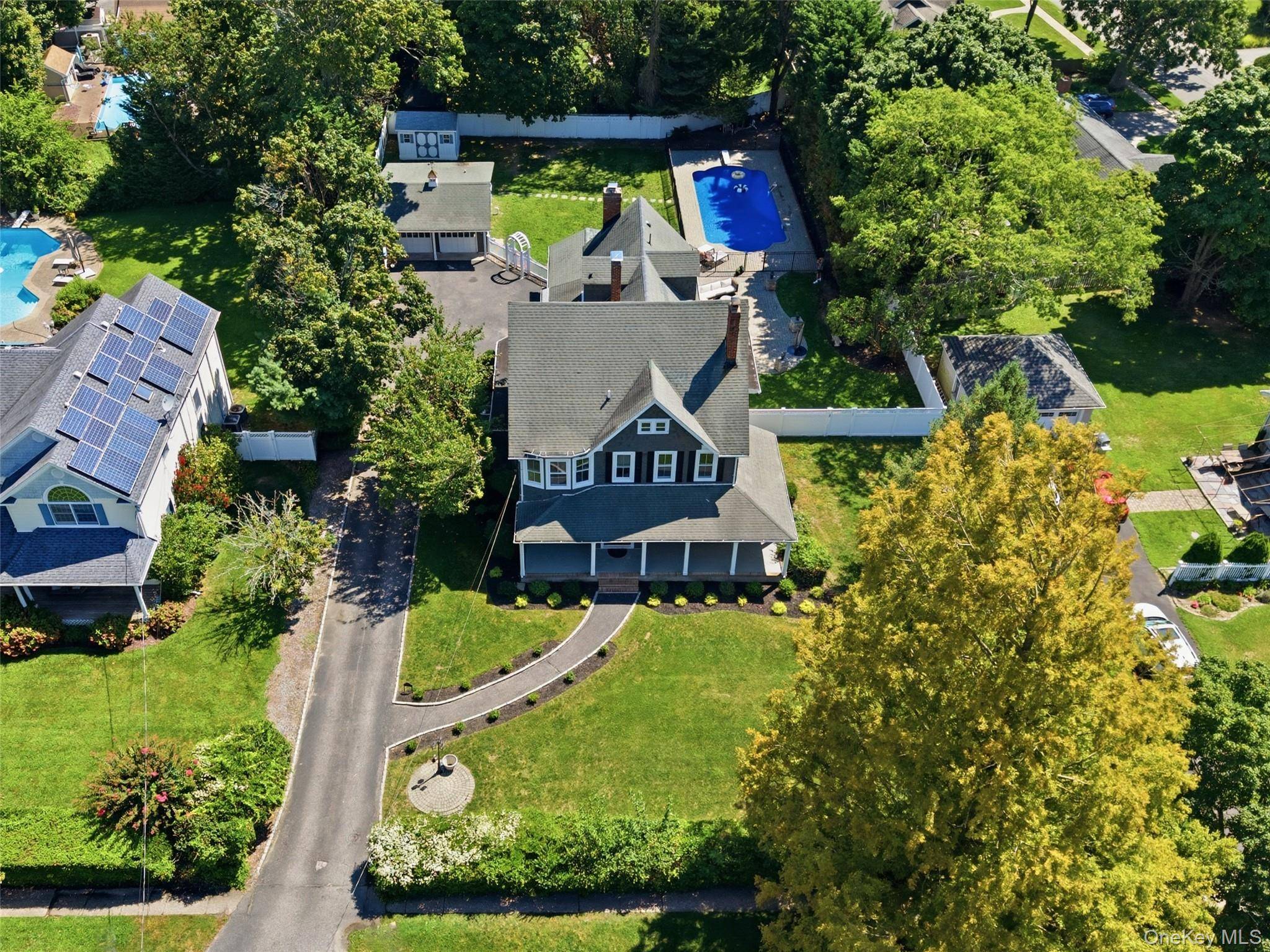 61 Ocean AVE, Islip, NY 11751