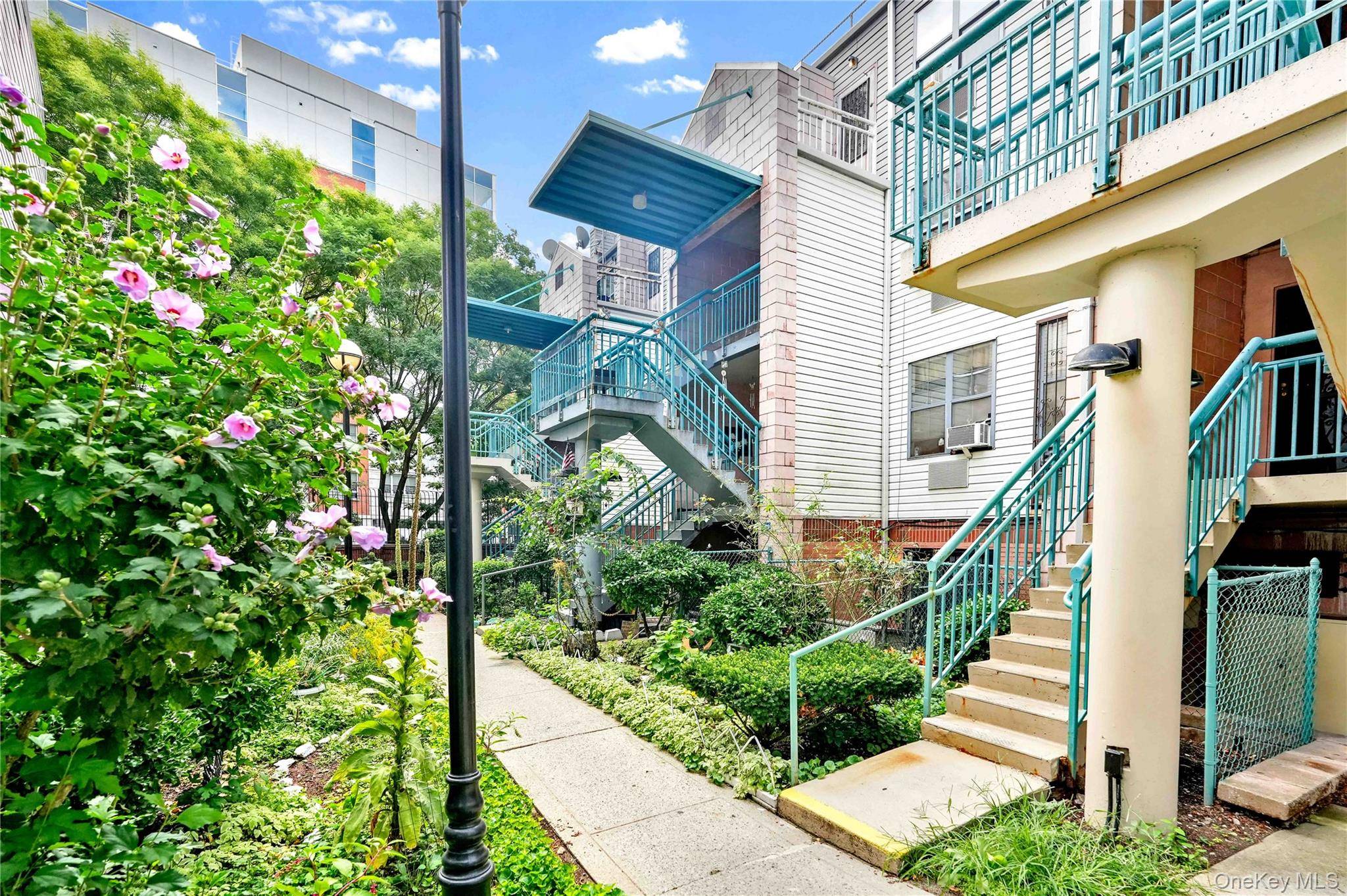 529 E 156th ST #68D, Bronx, NY 10455