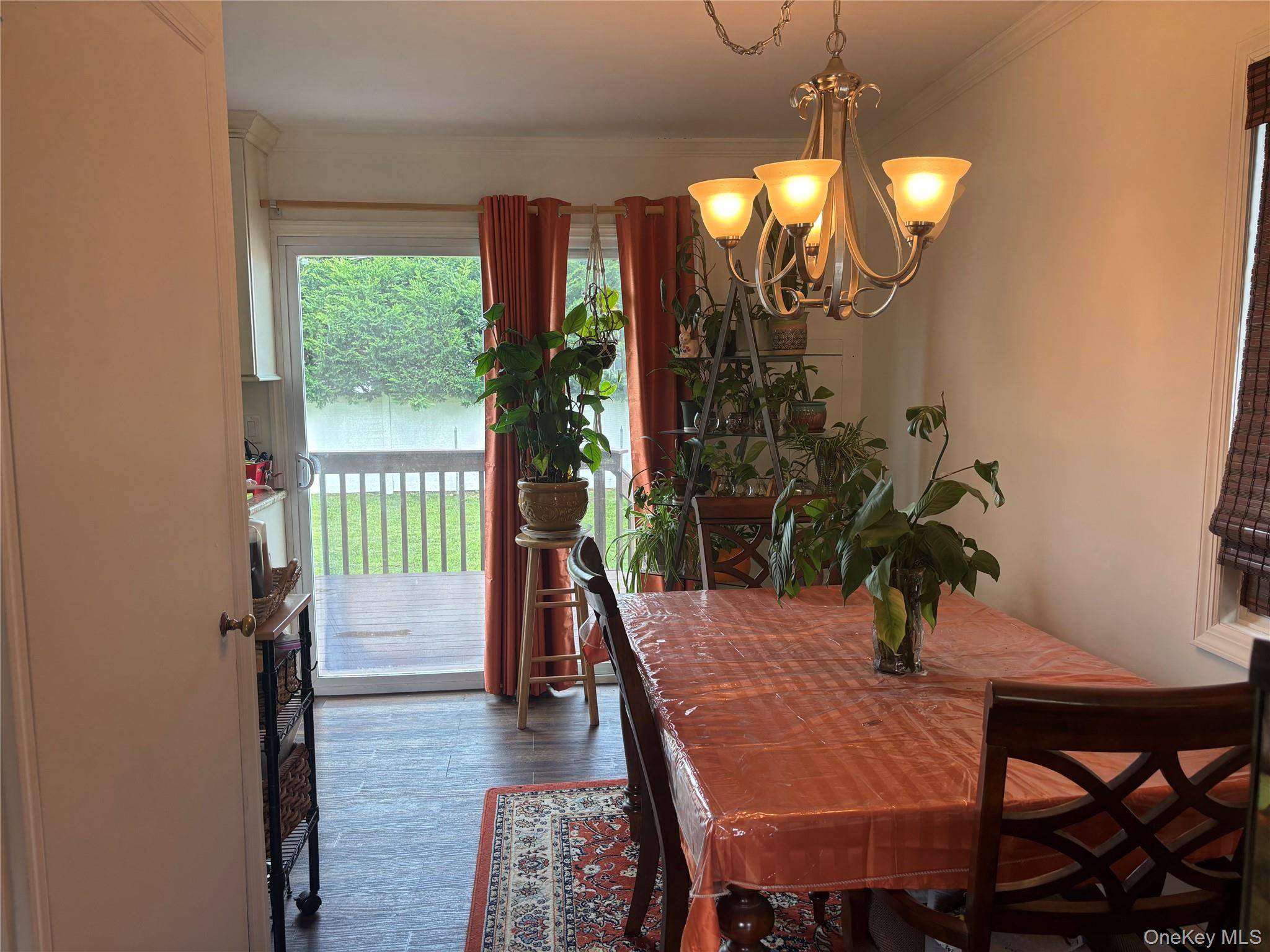92 Van Buren ST, Freeport, NY 11520