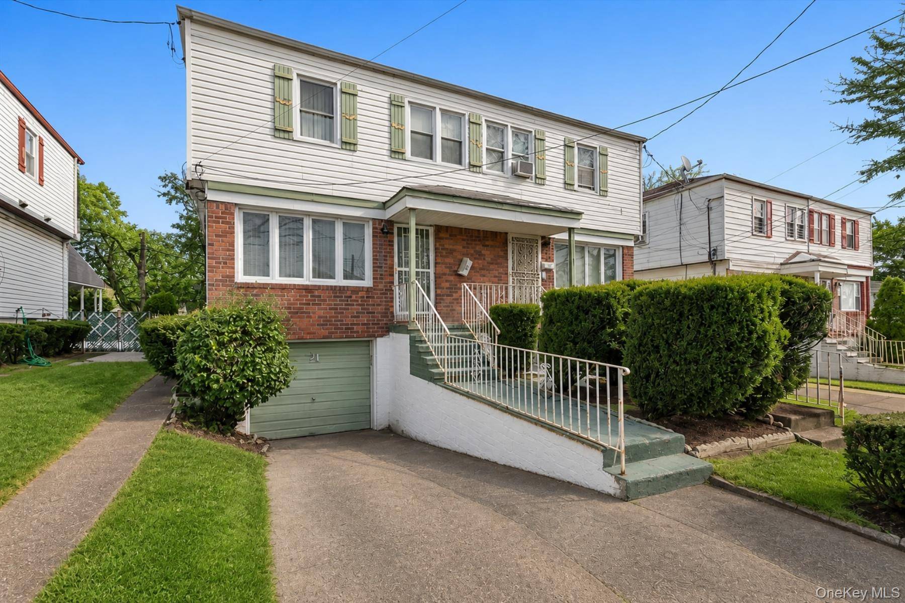 11721 Francis Lewis BLVD, Cambria Heights, NY 11411