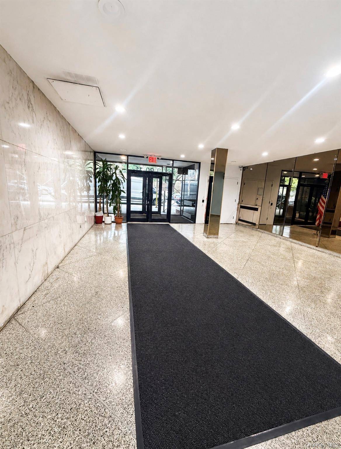 90-11 35th Ave #6R, Jackson Heights, NY 11372