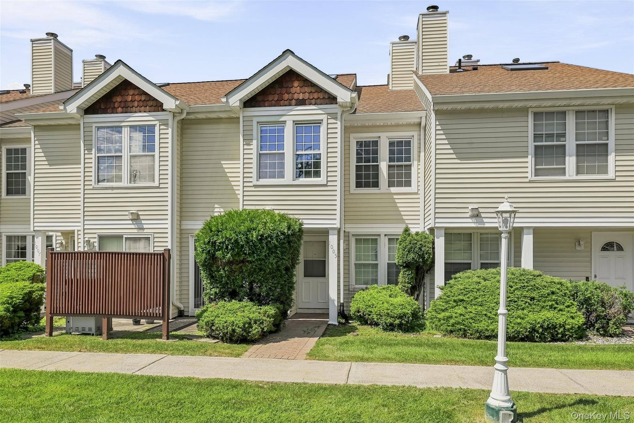 1005 Whispering HLS, Chester, NY 10918