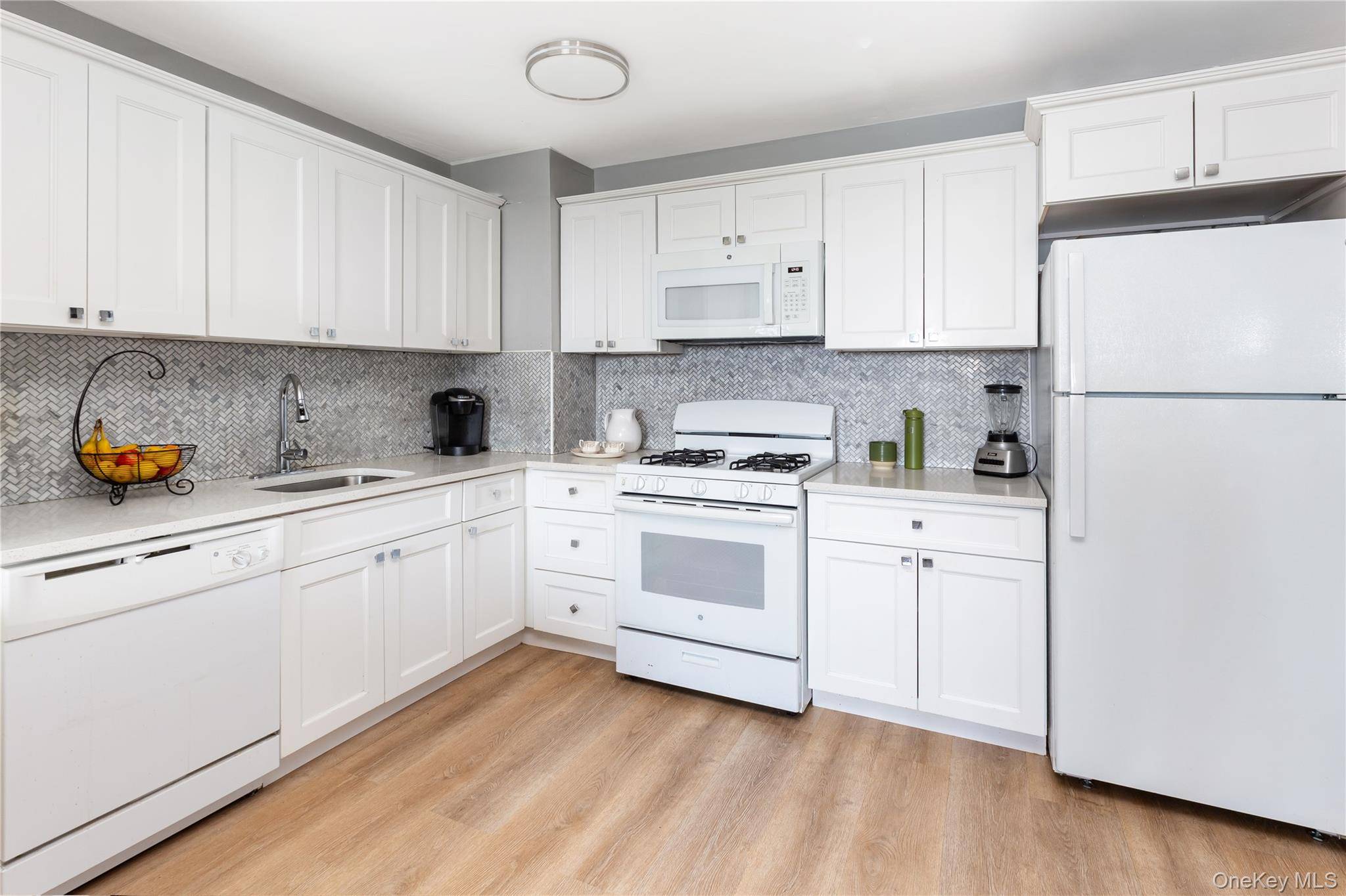 5800 Arlington AVE #16N, Bronx, NY 10471