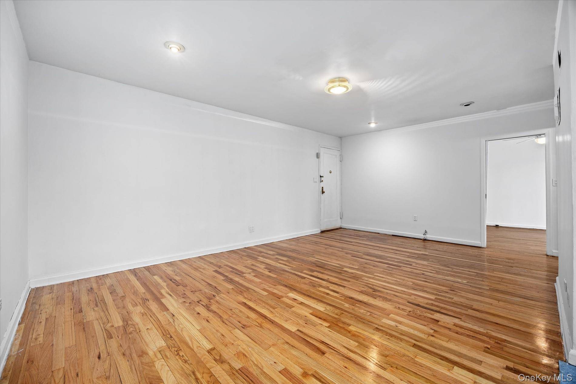 67-30 Clyde ST #6G, Forest Hills, NY 11375