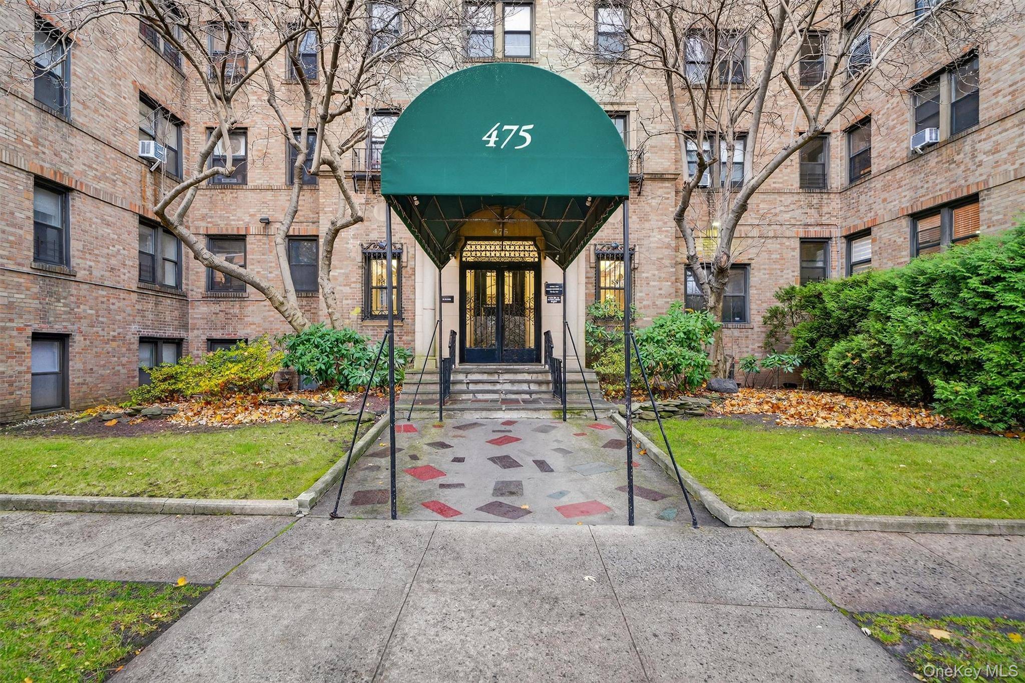 475 Bronx River RD #2D, Yonkers, NY 10704