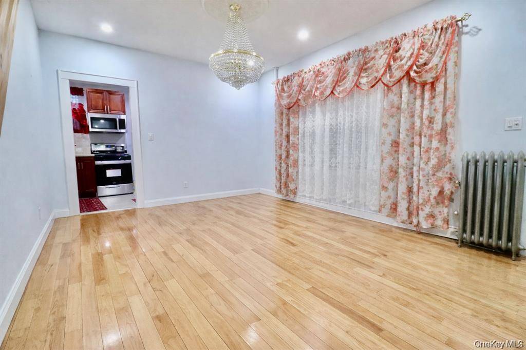 12215 115th AVE, South Ozone Park, NY 11420