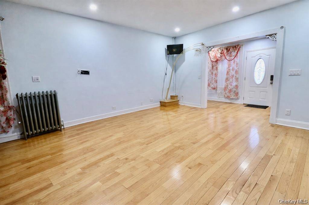 12215 115th AVE, South Ozone Park, NY 11420