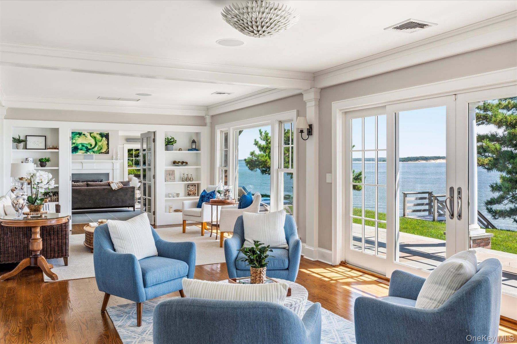 920 Cedar Point DR, Southold, NY 11971