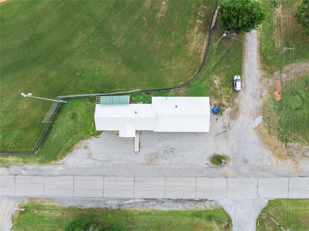 6 N B AVE, Crowder, OK 74430