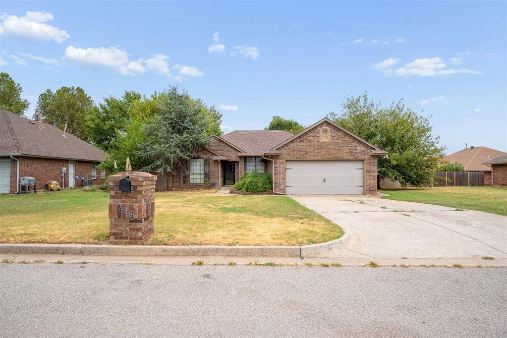 298 Harvest Hills RD, Harrah, OK 73045